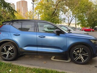 2021 Volvo XC40 I, синий, 4100000 рублей, вид 5