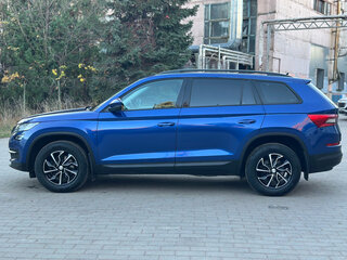 2019 Skoda Kodiaq I, синий, 1910000 рублей, вид 4