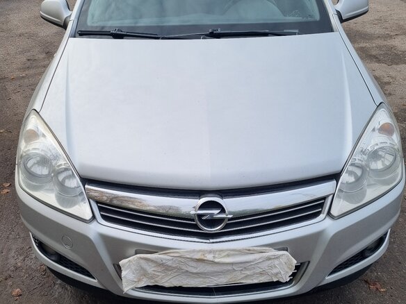 2014 Opel Astra H Рестайлинг, серебристый, 825000 рублей