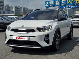 2018 Kia Stonic I, белый, 1400000 рублей, вид 1