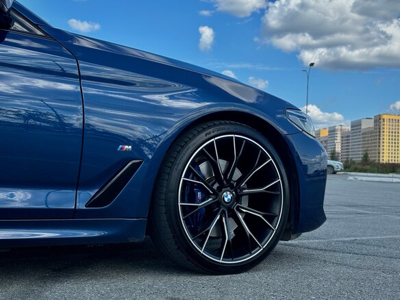 2020 BMW 5 серии 530i xDrive VII (G30/G31/G38) Рестайлинг, синий, 5550000 рублей - вид 12