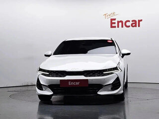 2023 Kia K5 III Рестайлинг, белый, 2400000 рублей, вид 2