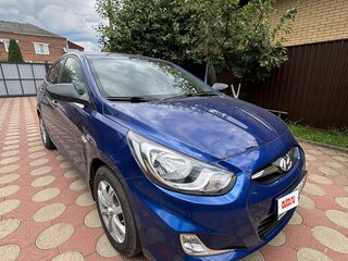 2013 Hyundai Solaris I, синий, 560000 рублей, вид 3