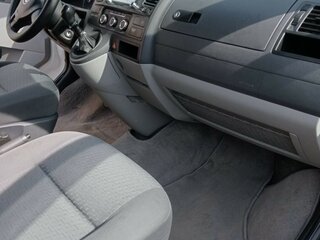 2011 Volkswagen Caravelle T5 Рестайлинг, белый, 1500000 рублей, вид 5
