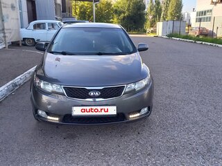 2013 Kia Cerato 6-speed II, серый, 880000 рублей, вид 3