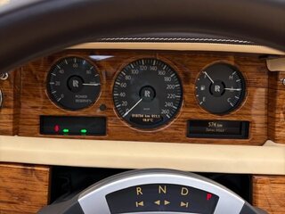 2015 Rolls-Royce Phantom VII Рестайлинг (Series II), коричневый, 50000000 рублей, вид 5