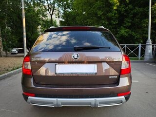 2014 Skoda Octavia Scout III (A7), коричневый, 2400000 рублей, вид 4