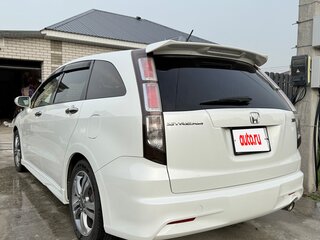 2012 Honda Stream II Рестайлинг, белый, 1350000 рублей, вид 5