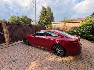 2021 Mercedes-Benz E-Класс 200 V (W213, S213, C238) Рестайлинг, красный, 5700000 рублей, вид 5