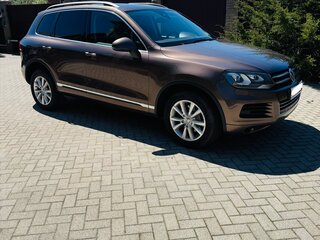 2013 Volkswagen Touareg II, коричневый, 1750000 рублей, вид 3