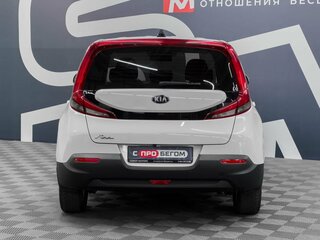 2021 Kia Soul III, белый, 1709900 рублей, вид 5