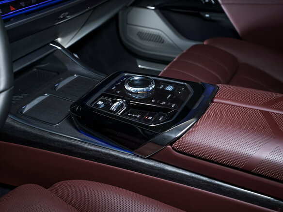 2023 BMW 7 серии 760i xDrive VII (G70), синий - вид 24