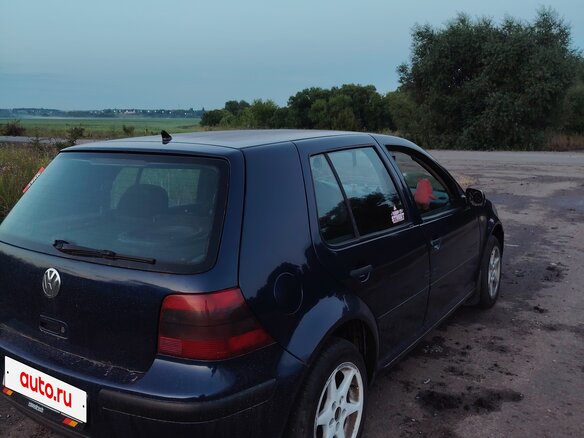 1999 Volkswagen Golf IV, синий, 170000 рублей - вид 2