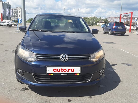 2015 Volkswagen Polo V, синий - вид 1