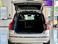 2025 Volvo XC90 B6 II Рестайлинг 2, серебристый, 7774537 рублей - вид 6