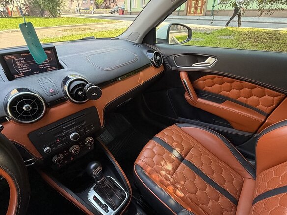 2013 Audi A1 I (8X), белый - вид 29