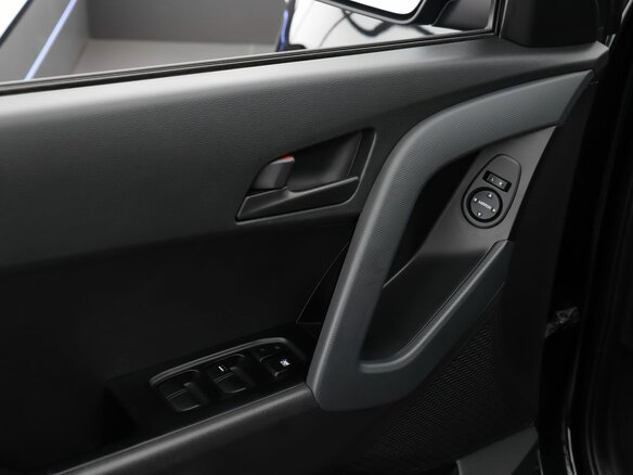 2018 Hyundai Creta I, чёрный, 1760000 рублей - вид 17