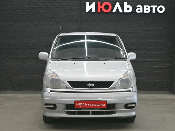 2000 Nissan Serena II (C24), серый - вид 2