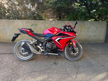 2023 Honda CBR 400R, красный, 640000 рублей, вид 3