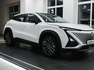 2024 Changan UNI-T I, белый, 3309900 рублей, вид 3