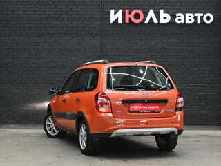 2017 Lada (ВАЗ) Kalina Cross II, оранжевый, 650000 рублей, вид 4