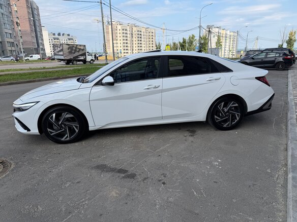 2024 Hyundai Elantra N Line VII (CN7) Рестайлинг, белый - вид 7