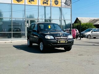 2015 Chevrolet Niva I Рестайлинг, коричневый, 719000 рублей, вид 4