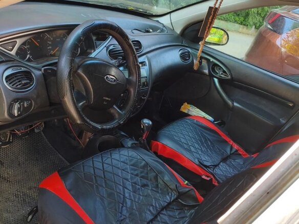 2003 Ford Focus I Рестайлинг, серебристый, 250000 рублей - вид 3
