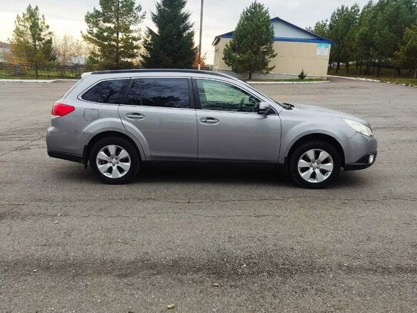 2011 Subaru Outback IV, серебристый, 1100000 рублей - вид 6