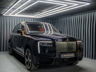 2026 Rolls-Royce Cullinan Black Badge I Рестайлинг (Series II), чёрный, 64990000 рублей, вид 3