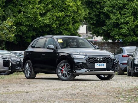 2026 Audi Q5 40 TFSI III (GU), чёрный, 5950000 рублей, вид 3