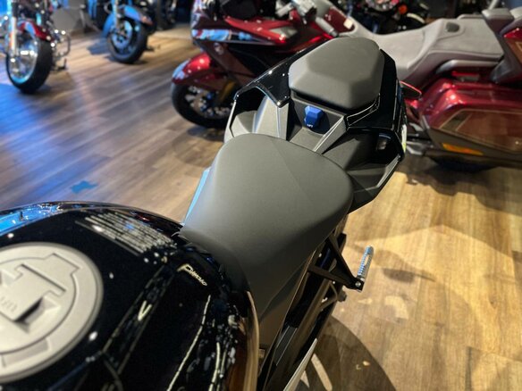 2025 BMW S 1000 R, чёрный, 2049000 рублей - вид 7