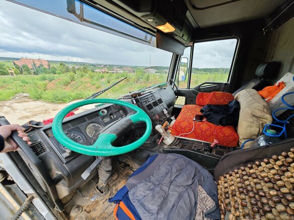 2004 Iveco EuroTrakker, белый, 850000 рублей - вид 6