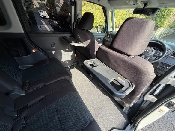 2023 Toyota Roomy I Рестайлинг, белый, 932000 рублей - вид 17