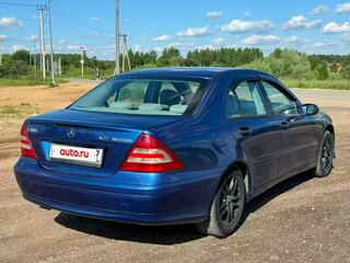 2004 Mercedes-Benz C-Класс 180 II (W203) Рестайлинг, синий, 550000 рублей, вид 4