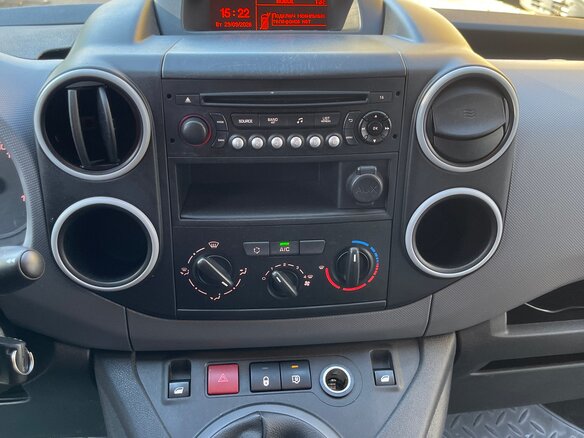2021 Citroen Berlingo, белый, 1880000 рублей - вид 9