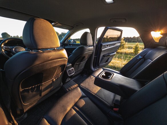 2020 Kia K5 III, синий, 2250000 рублей - вид 17
