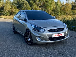 2011 Hyundai Solaris I, бежевый, 700000 рублей, вид 1