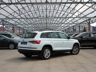 2017 Skoda Kodiaq I, белый, 1950000 рублей, вид 5