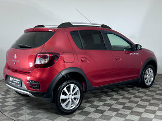 2015 Renault Sandero Stepway II, красный, 897000 рублей, вид 5