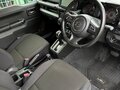 2021 Suzuki Jimny Sierra IV, серый, 2390000 рублей - вид 5