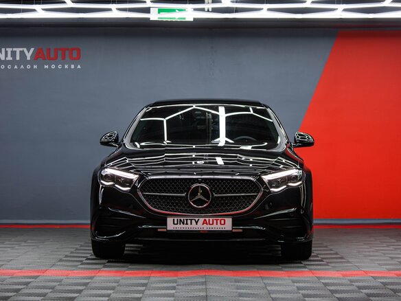 2025 Mercedes-Benz E-Класс 300 VI (W214, S214), чёрный, 8690000 рублей - вид 4