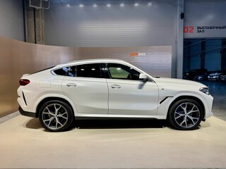 2023 BMW X6 40i III (G06), белый, 8980000 рублей, вид 5