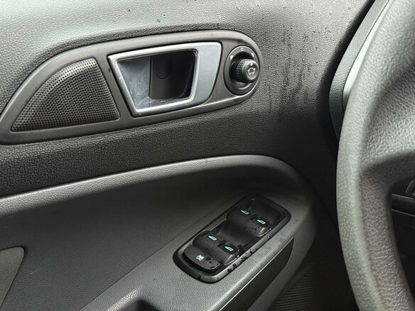 2017 Ford EcoSport II, чёрный - вид 21