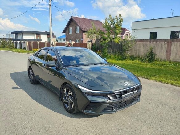 2023 Hyundai Elantra VII (CN7) Рестайлинг, зелёный, 1700000 рублей - вид 1