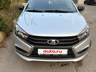 2017 Lada (ВАЗ) Vesta I, серебристый, 910000 рублей, вид 4