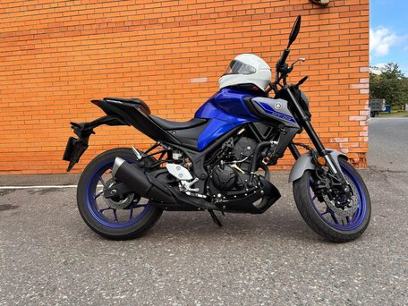 2021 Yamaha MT-03, синий, 500000 рублей, вид 4