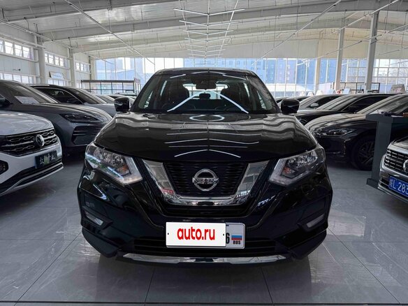 2025 Nissan X-Trail III Рестайлинг 2, чёрный, 2000000 рублей