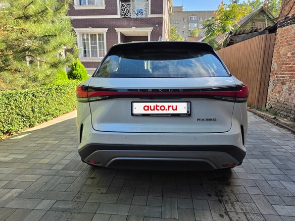 2022 Lexus RX 350 V, белый, 8200000 рублей - вид 4