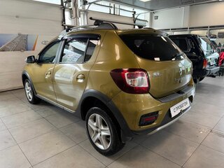 2015 Renault Sandero Stepway II, золотистый, 659000 рублей, вид 4
